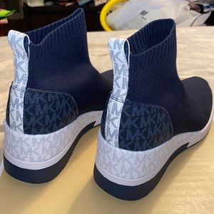 Michael Kors Skyler Navy Bootie